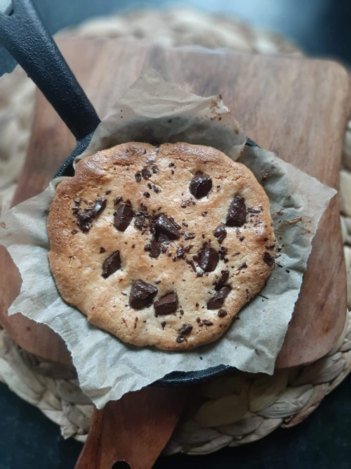 The best vegan chocolate chip cookie for one
