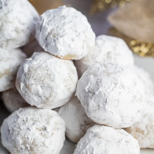 Russian Tea Cakes (Easy Buttery Snowball Cookies!)