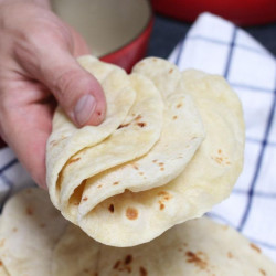 Best Homemade Vegan Flour Tortillas (5 ingredients)