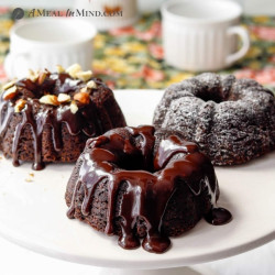 Paleo Chocolate Mini-Bundt Cakes